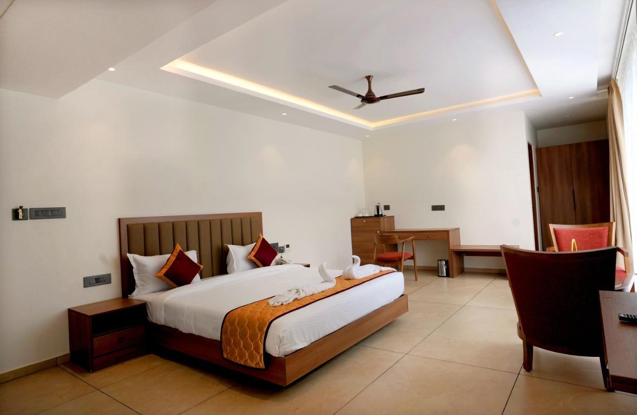 Bluemist Resorts Athirappilly Dış mekan fotoğraf