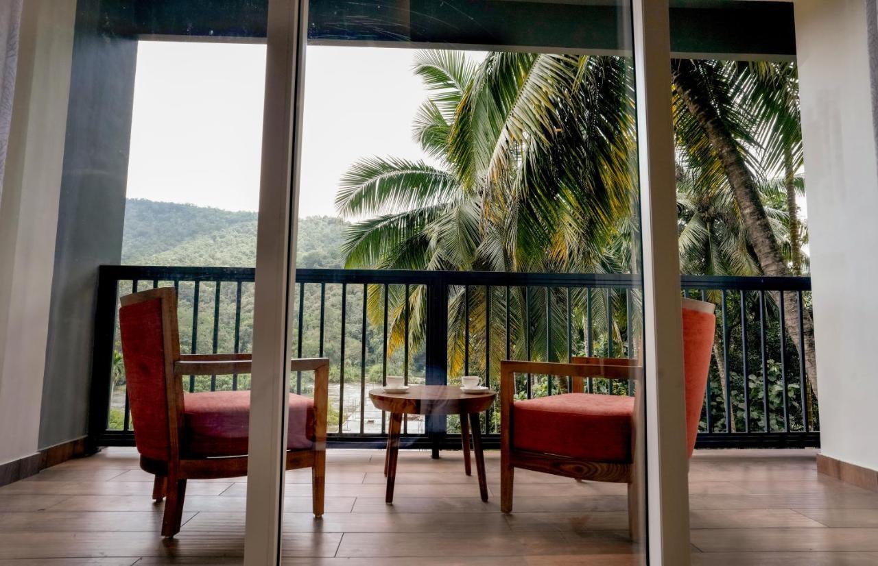 Bluemist Resorts Athirappilly Dış mekan fotoğraf