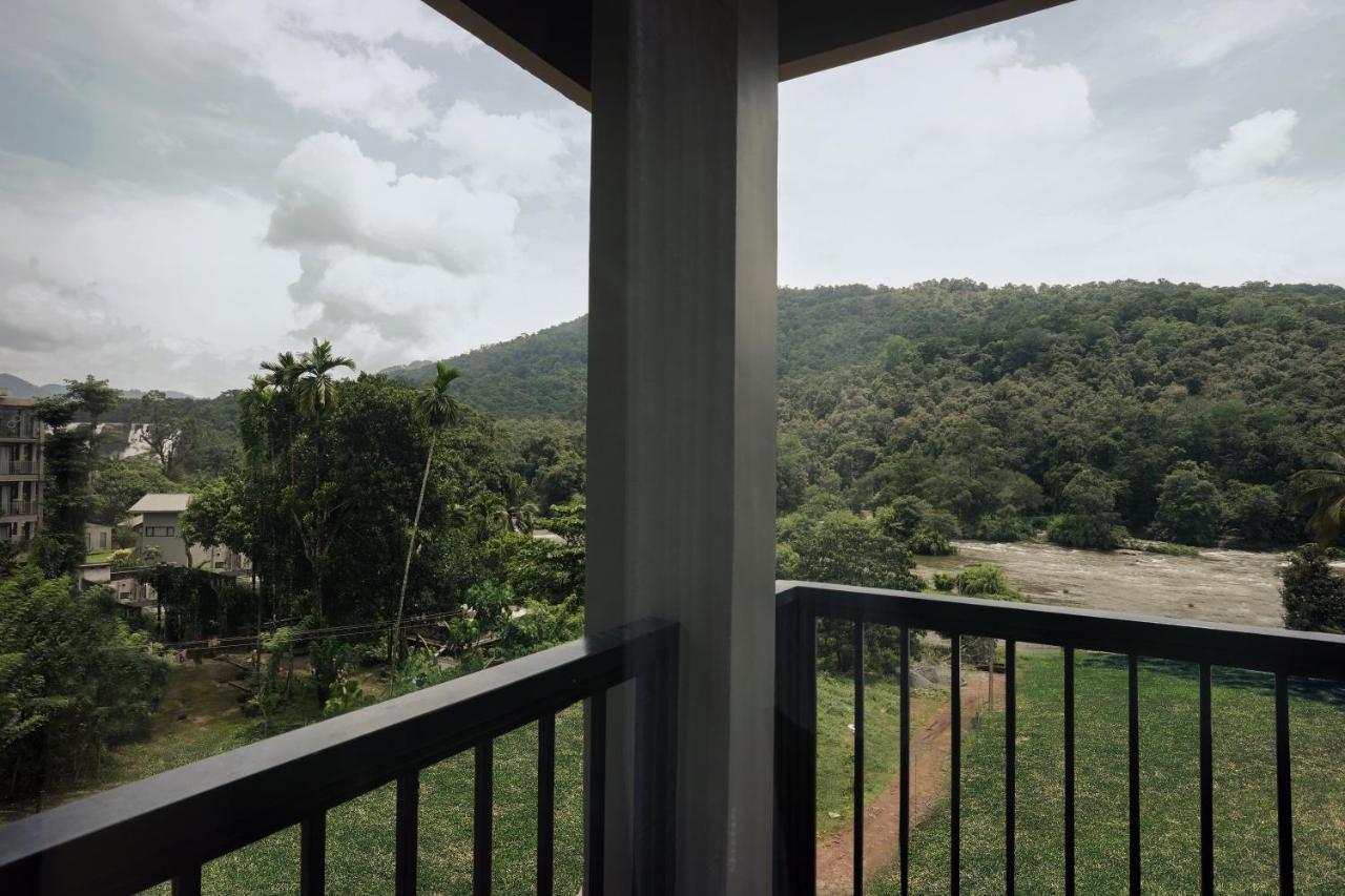 Bluemist Resorts Athirappilly Dış mekan fotoğraf